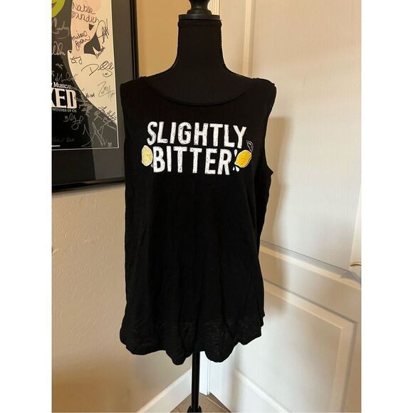 Torrid black "slightly bitter" tank top with lemon details - Picture 1 of 6